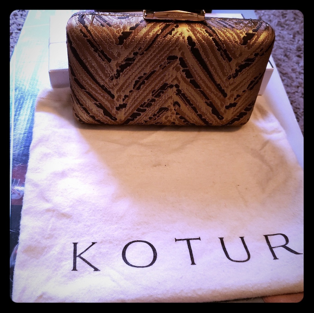 Kotur clutch purse NWT